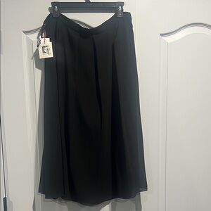 Anne Klein Elegant Black A-Line Skirt